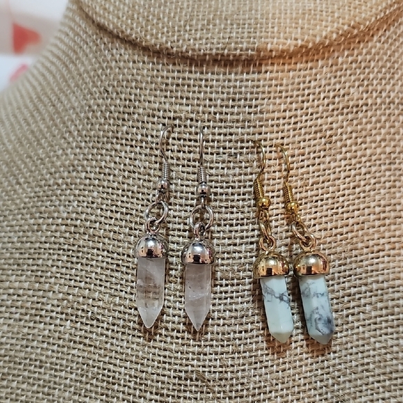 Hand Crafted Jewelry - Bundle Of 2 Nickle Free Quartz And Howlite Earrings.